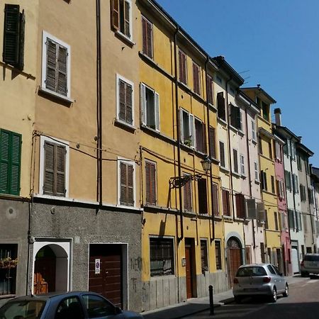 Casa Jennifer Lägenhet Parma Exteriör bild