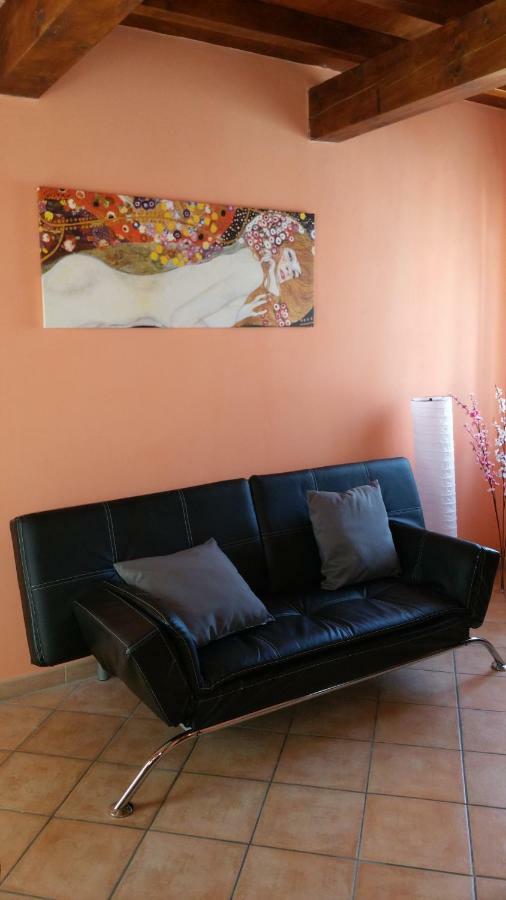 Casa Jennifer Lägenhet Parma Exteriör bild